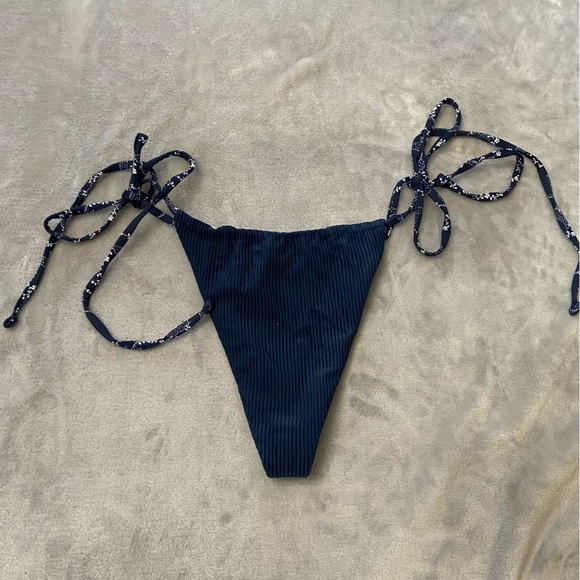 New! Frankie’s Bikini’s Tia ribbed thong string bikini bottom 24423 - Picture 5 of 10